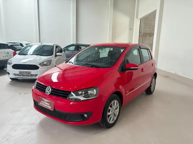 Volkswagen Fox 1.6 MI Total Flex 8V 5P 2013