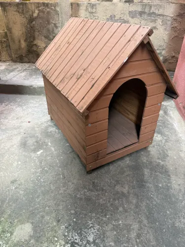 Casinha madeira p/ cachorro médio 