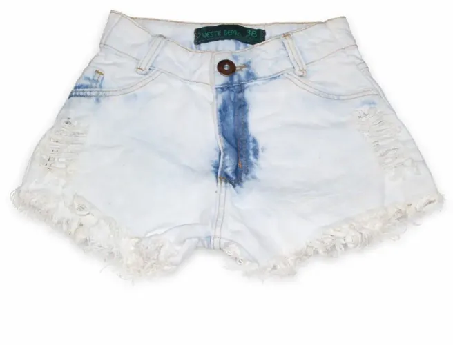 Short jeans