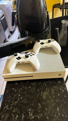 Xbox one X 1 tera