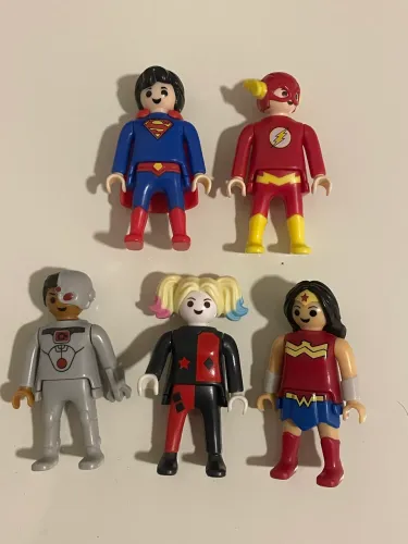 Kit 5 playmobil kinder DC
