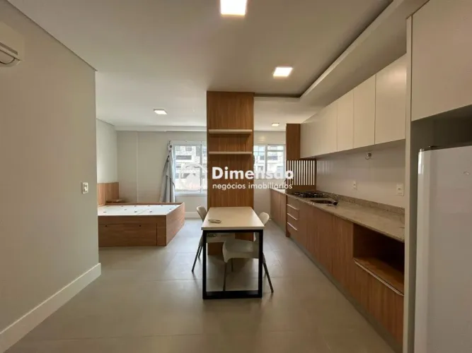 STUDIO MOBILIADO NA TRINDADE, FLORIANOPOLIS