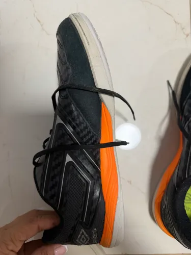 Vendo chuteira futsal 