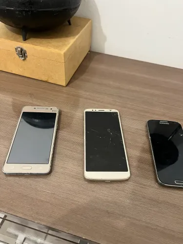 Celulares Danificado, Retirada de Peças.