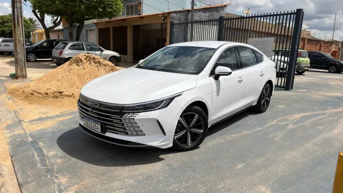 BYD King GS 1.5 16V Híbrido Aut. 2025