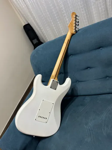 Guitarra Squier fender - lindíssima- Estou na freguesia do ó 