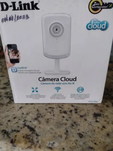 Câmera IP D-Link DCS-930L, conecte via Wi-Fi ou cabo de rede para monitoramento 