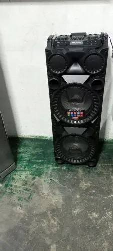 Caixa polivox vendo 