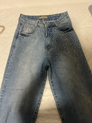 Calça jeans tamanho 36 novinha vendo