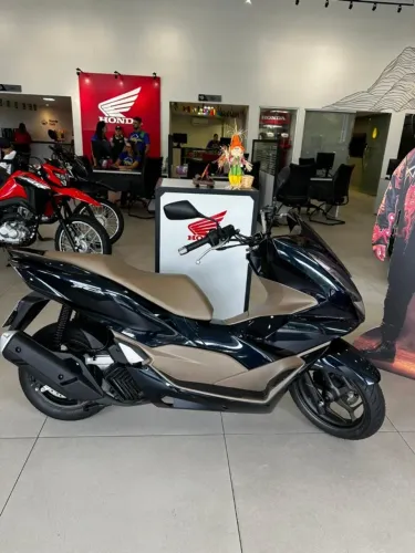PCX DLX AZUL 2024/2025