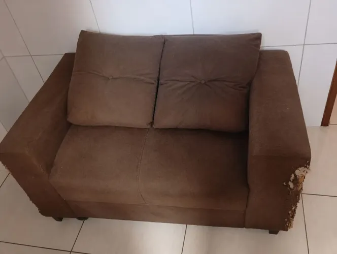 Sofá 2 lugares