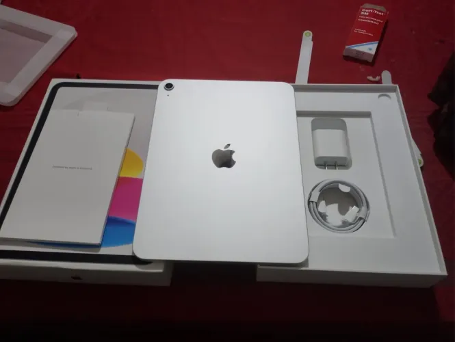 iPad 11 a16 128g 