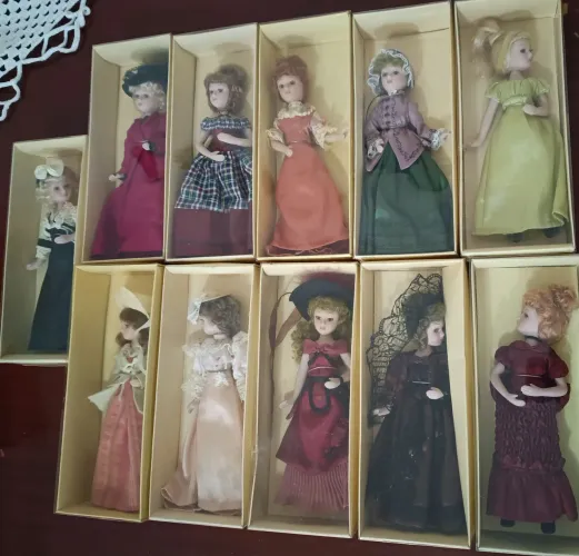 Bonecas de porcelana coleção