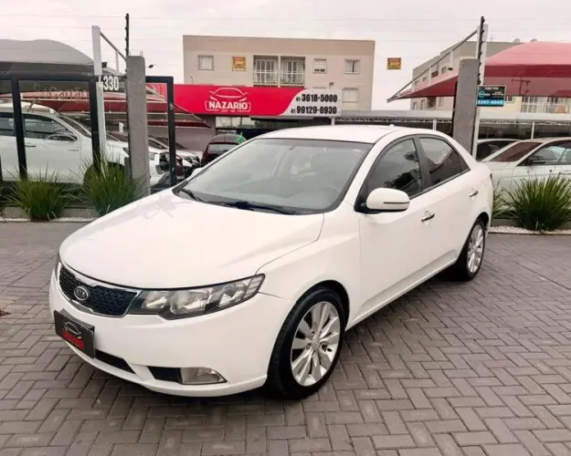 Kia Motors Cerato 1.6 16V Aut. 2012