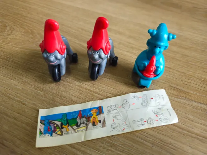 3 Brinquedos Antigo Kinder Ovo anos 70/80/90 - Acompanha folheto (BPZ)
