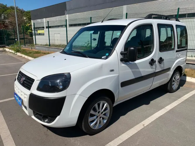 Fiat Doblo Essence 1.8 Flex 16V 5P 2021