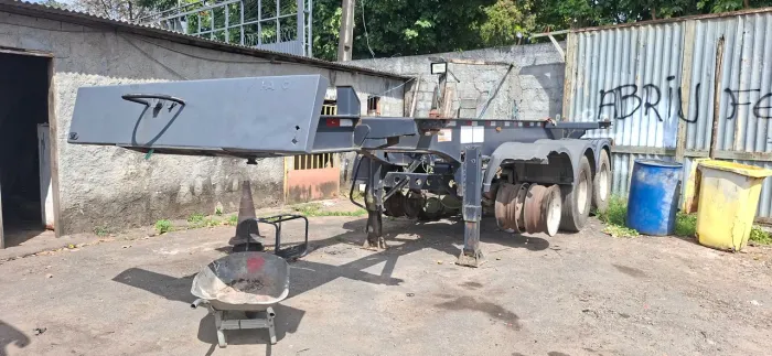Porta conteiner fachinni 2018