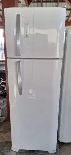 Refrigerador Electrolux 310 litros frost free - c/ garantia e *entrega