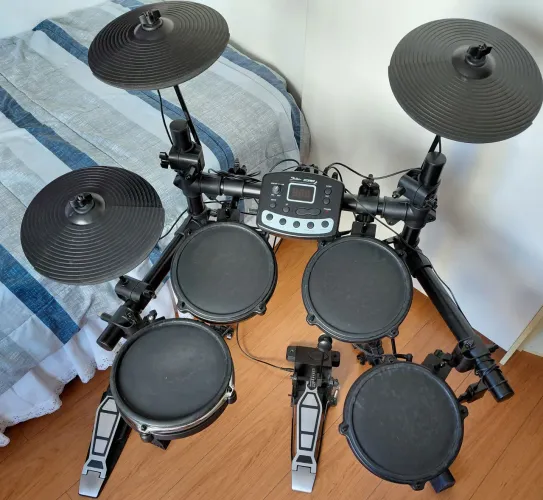 Bateria Eletrônica Shelter Std82 (usada)