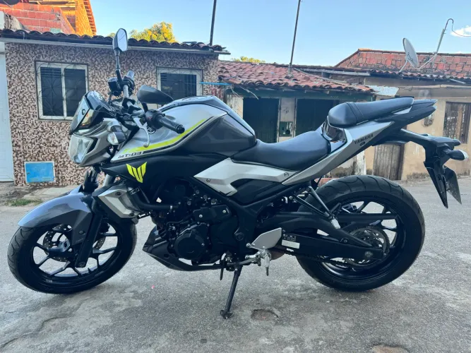 Yamaha MT-03 2018 | Pneus Novos | Revisada