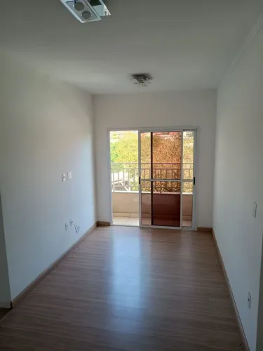 Alugo apartamento no cidade Jardim Sorocaba $$ 2000 já com o condomínio incluso