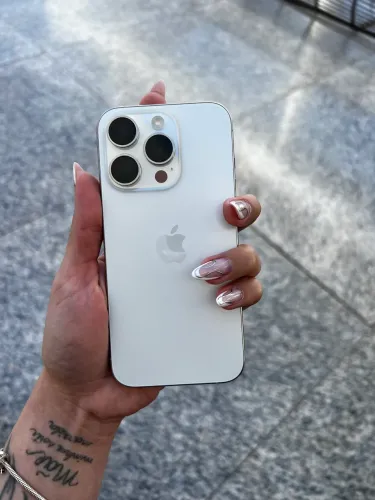 Iphone 15 pro 128GB Branco