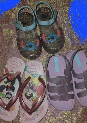 Vendo combo infantil menina