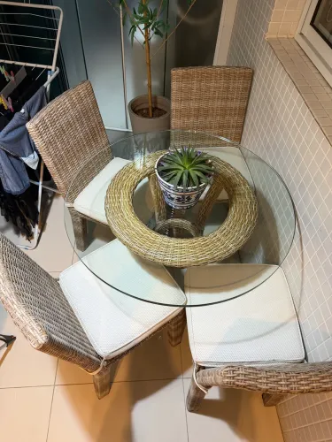 Mesa de varanda 4 cadeiras
