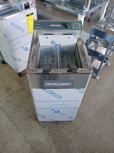 Fritadeira Elétrica Foe 15 Metalcubas 5500W 