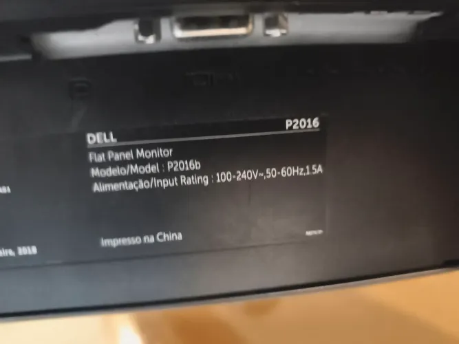 Monitor Dell 20 polegadas com mancha que vai e volta