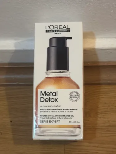 Óleo capilar loreal Professionnel metal detox 50ml