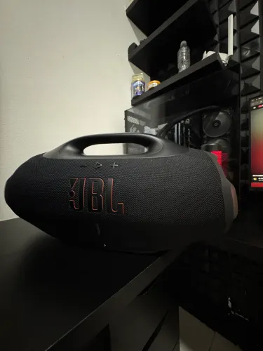 JBL Bombox 4