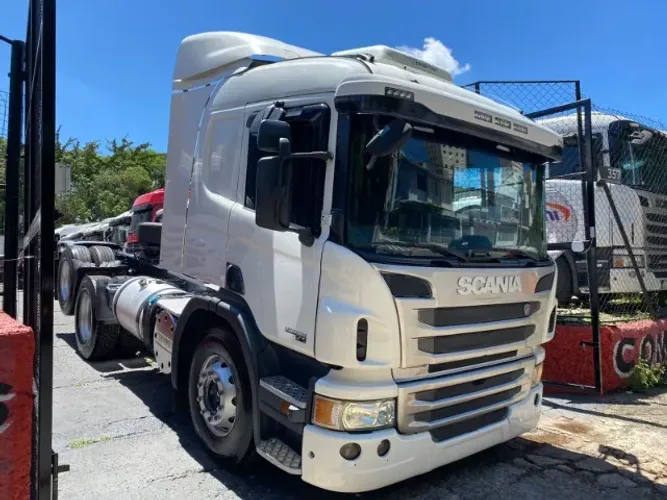 SCANIA P360 6X2 2015 AUTOMÁTICO COM AR CONDICIONADO 