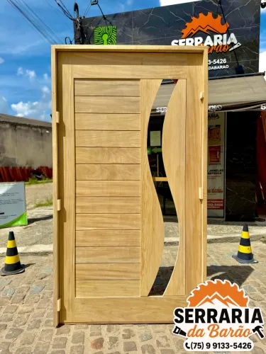 PORTA PIVOTANTE MODELO S: O DESIGN QUE SUA CASA MERECE