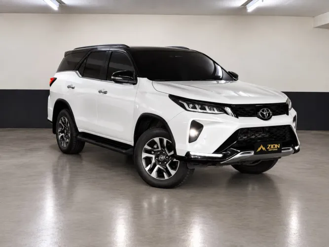Toyota Hilux SW4 4X4 2.8 Diesel 2024