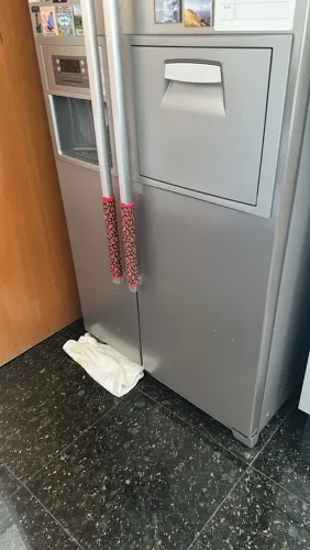 Vendo Geladeira marca BOSCH side by side. Obs. NAO ESTÁ GELANDO.