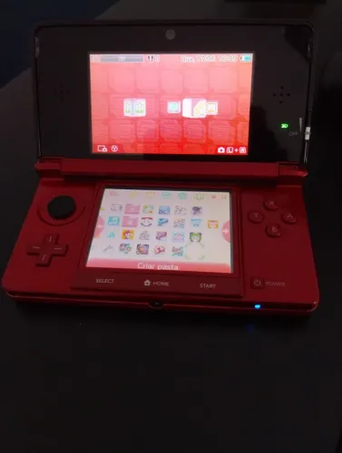 Nintendo 3ds desbloqueado na caixa.