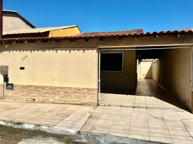 Imóvel para aluguel possui 240 metros quadrados com 2 quartos em Cidade Alegria - Resende