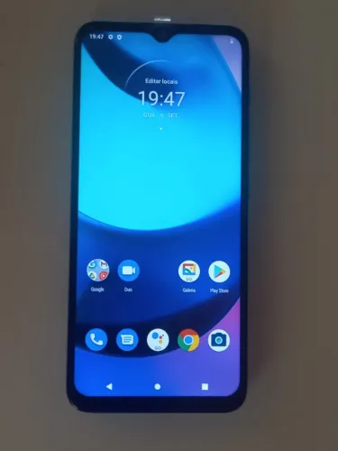 Motorola moto E20.