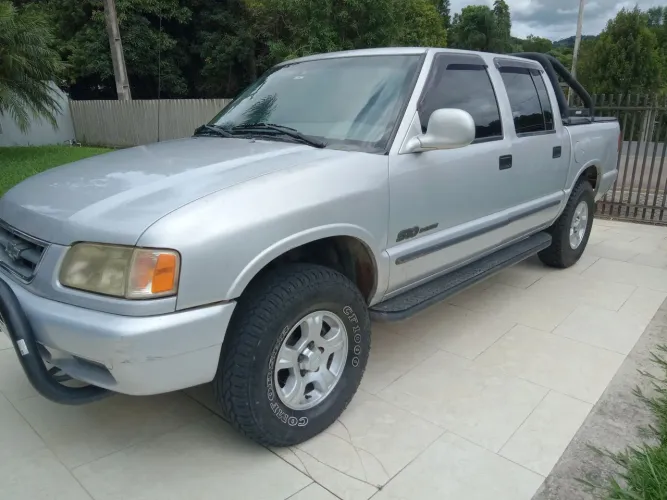 Chevrolet S10 P-up Luxe 2.5 4X4 CD TB MAX HST Dies 1998