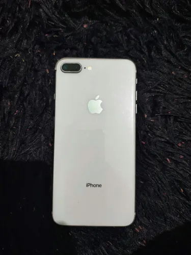 iPhone 8 Plus