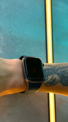 APPLE WATCH SE 44MM PRETO SEMINOVO
