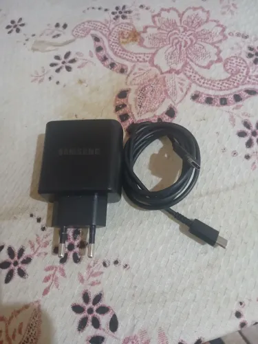 Carregador original Samsung ( tipo C )