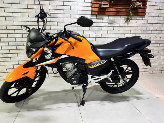 CG Titan 160 edição especial