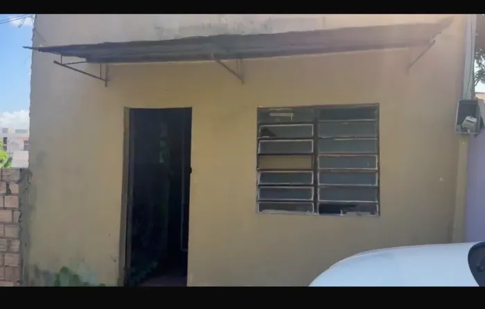 Vendo casa no Santo André 50 metros do asfalto