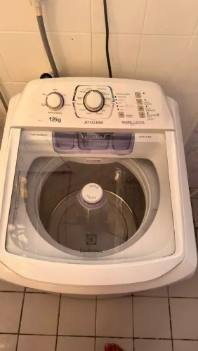 Máquina de lavar roupa