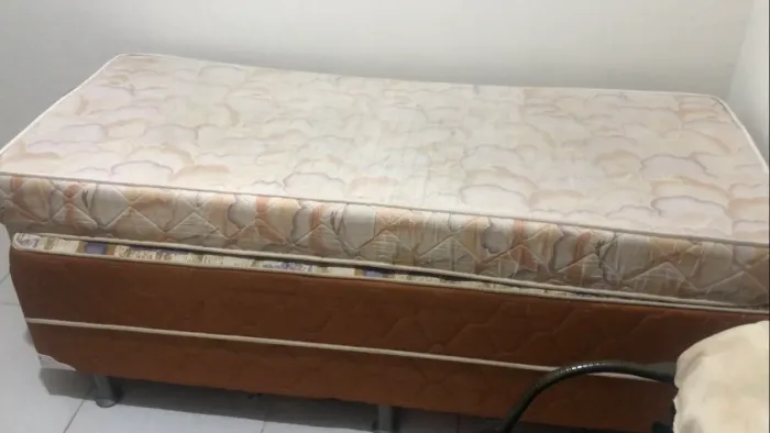 Cama box solteiro + colchão 