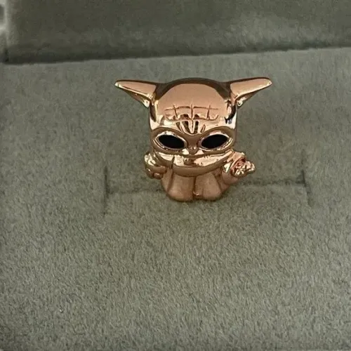 Berloque Charm Pandora Star Wars Grogu Baby Yoda Disney Prata 925 Rose Gold Silver