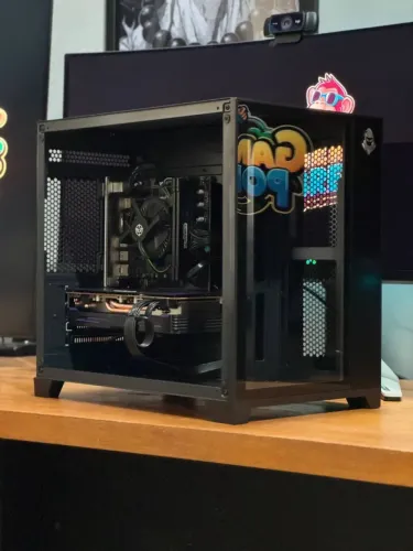 PC GAMER i5 RX 5700XT SSD