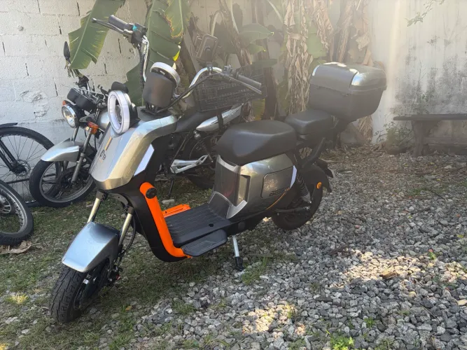 Scooter Elétrica SOMA 1000W 2026 - apenas 500km - Nova